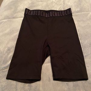 Block biker shorts